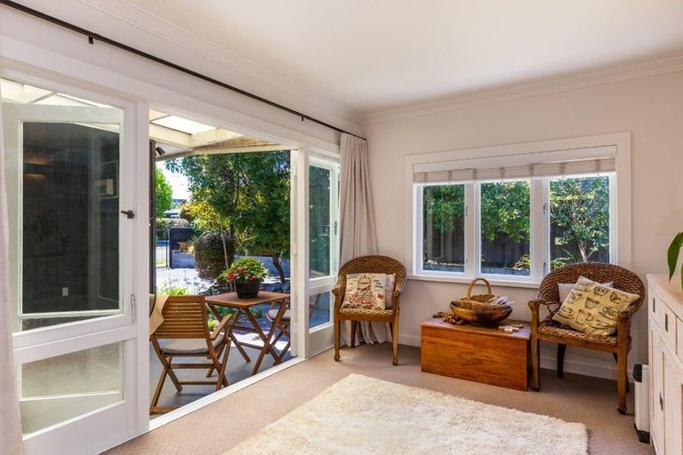 Photo of property in 68 Mere Road, Taupo, 3330