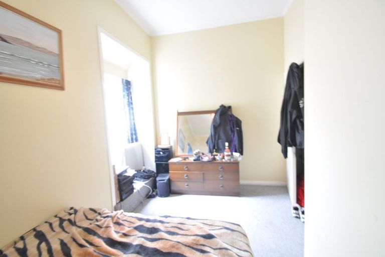 Photo of property in 140 Glenmore Street, Northland, Wellington, 6012