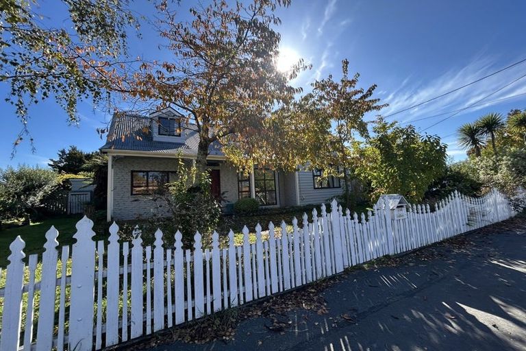 Photo of property in 256 Main Street, Greytown, 5712