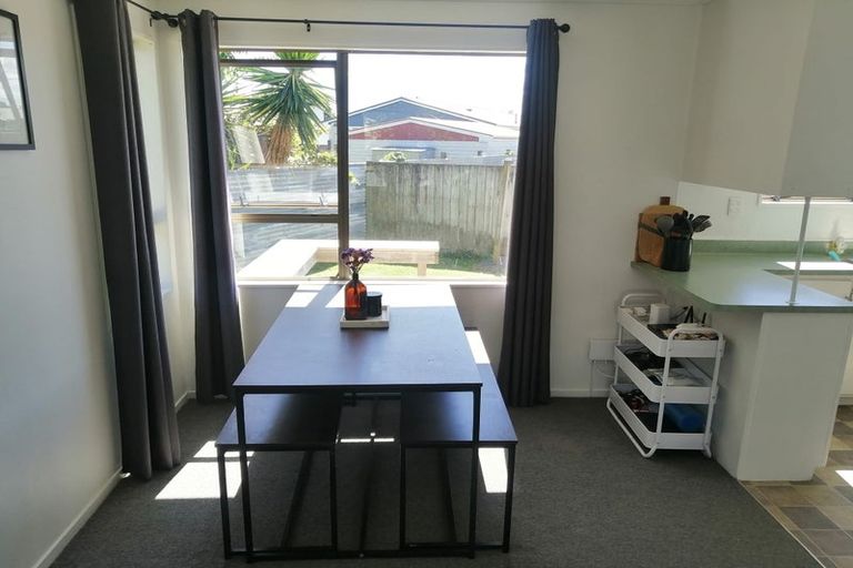 Photo of property in 18a Fairs Road, Milson, Palmerston North, 4414