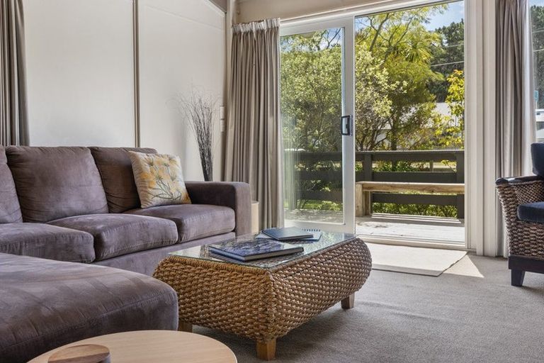 Photo of property in 6 Cousins Avenue East, Foxton Beach, Foxton, 4815