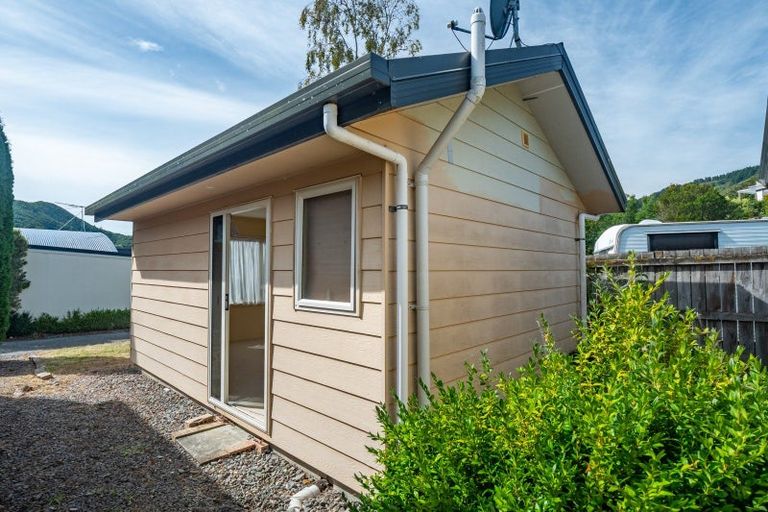 Photo of property in 9 Captains Close, Waikawa, Picton, 7220
