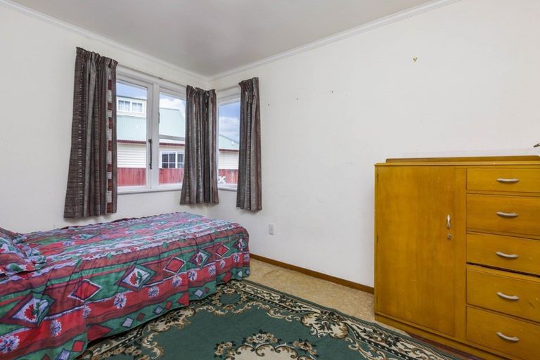 Photo of property in 35 Milton Street, Trentham, Upper Hutt, 5018