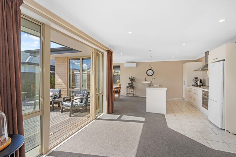 Photo of property in 7 Shield Place, Halswell, Christchurch, 8025