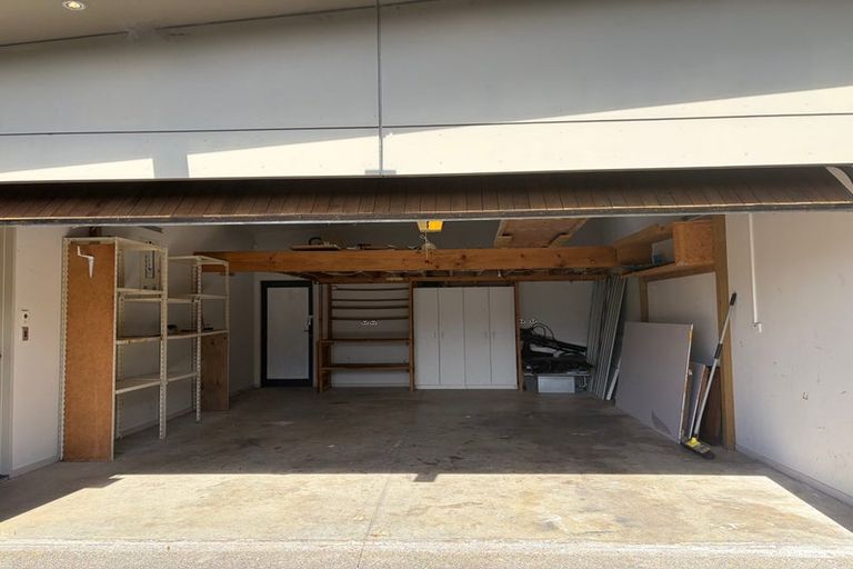 Photo of property in 3 Farnell Place, Gulf Harbour, Whangaparaoa, 0930