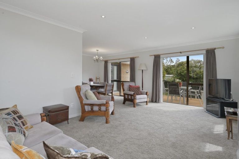 Photo of property in 35 Clivedene Street, Matua, Tauranga, 3110