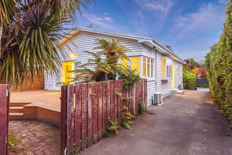 Photo of property in 20 Birdwood Avenue, Beckenham, Christchurch, 8023