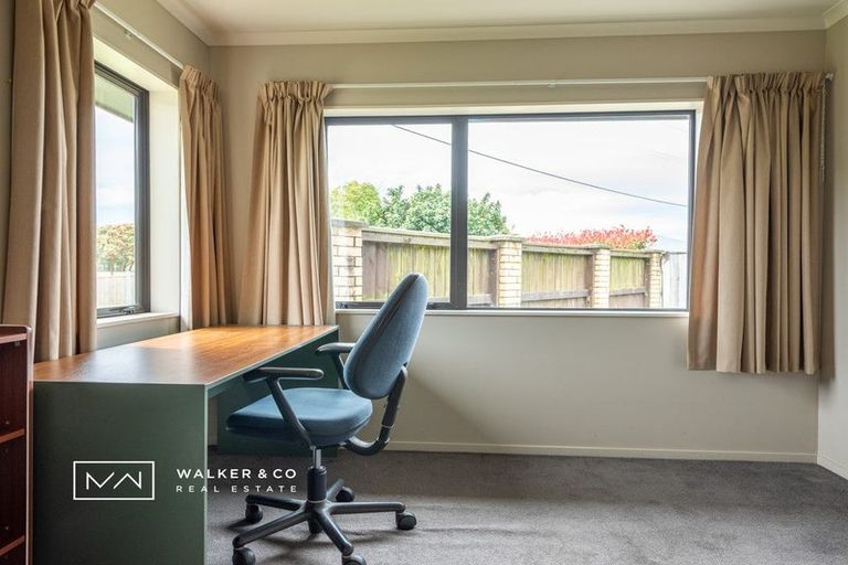 Photo of property in 2 Evergreen Crescent, Trentham, Upper Hutt, 5018