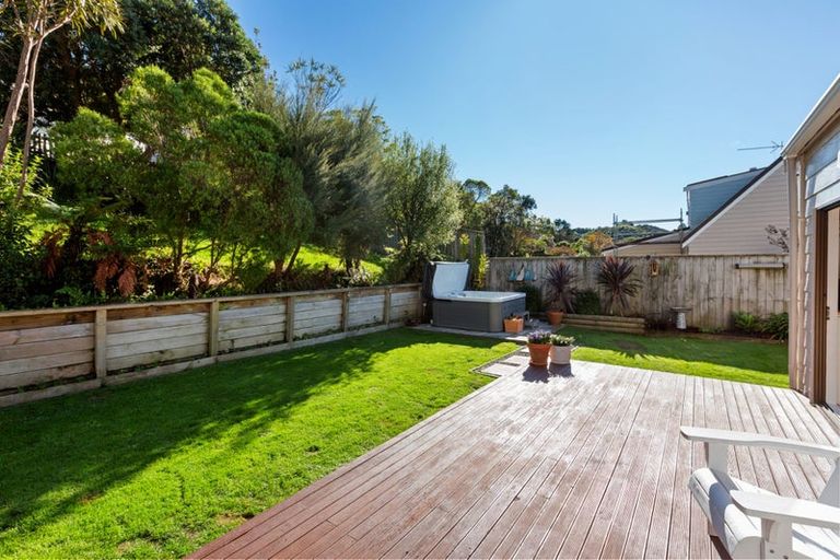 Photo of property in 8 Ration Lane, Whitby, Porirua, 5024