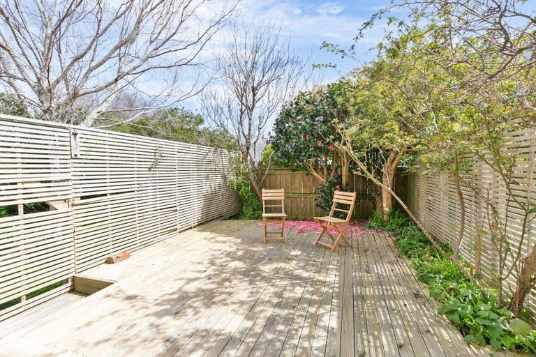 Photo of property in 42d Ngatoto Street, Ngaio, Wellington, 6035