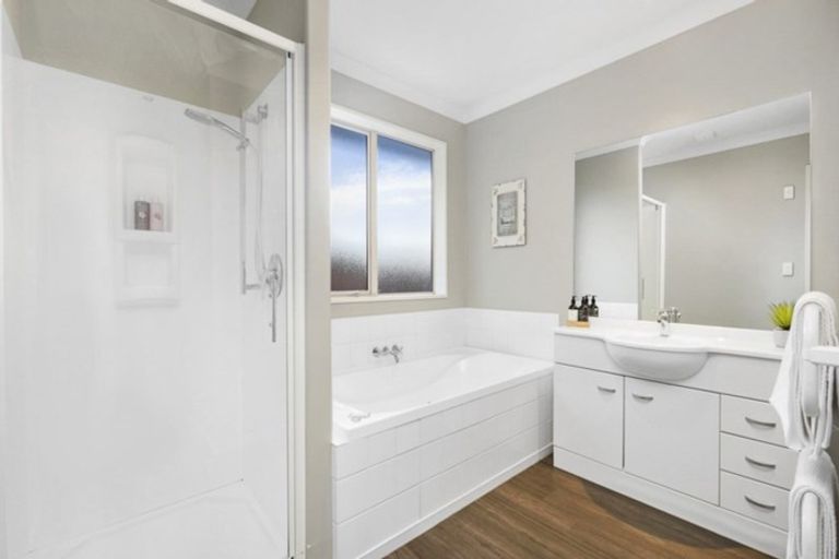 Photo of property in 25 Rochester Crescent, Rolleston, 7614