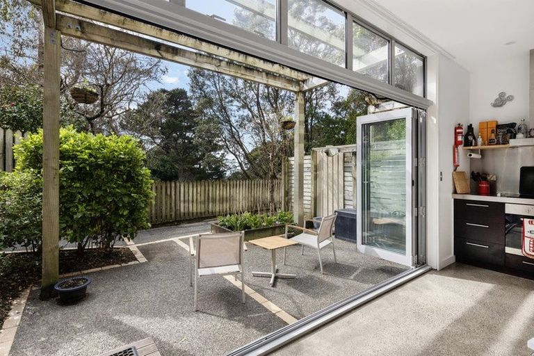 Photo of property in 59u6 Mortimer Terrace, Brooklyn, Wellington, 6021