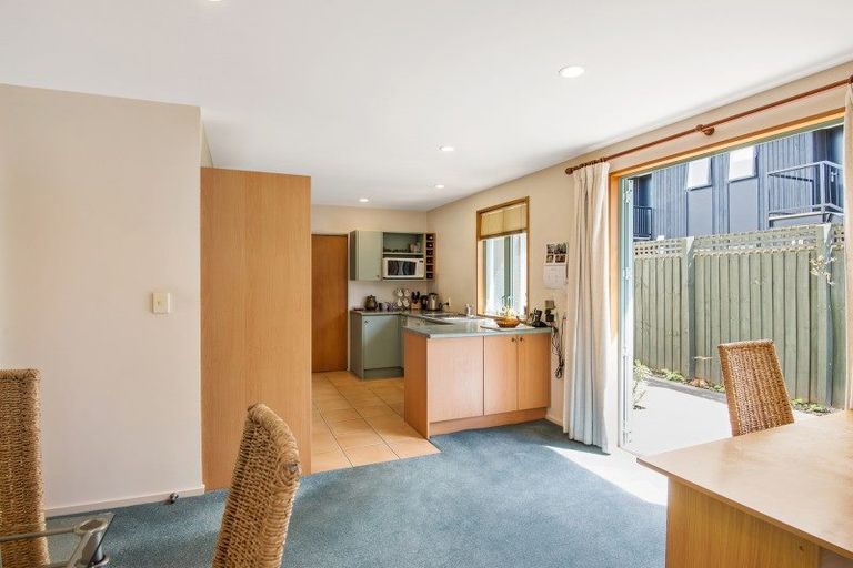 Photo of property in 156 Fitzgerald Avenue, Christchurch Central, Christchurch, 8011