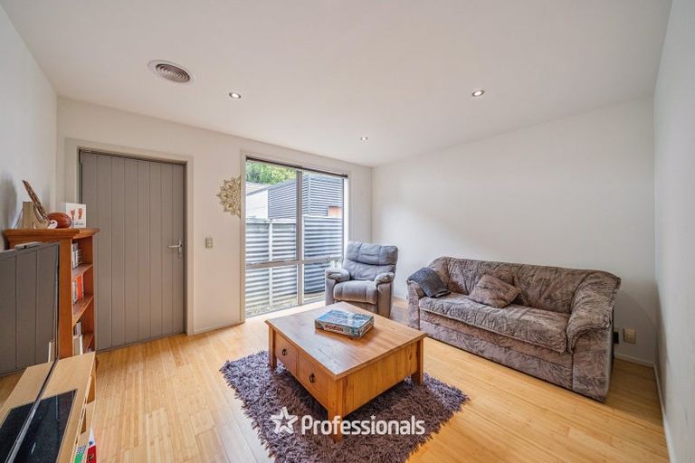 Photo of property in 12 Otonga Heights, Maungaraki, Lower Hutt, 5010
