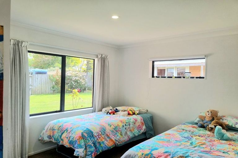 Photo of property in 5 Carlsberg Place, Papamoa Beach, Papamoa, 3118