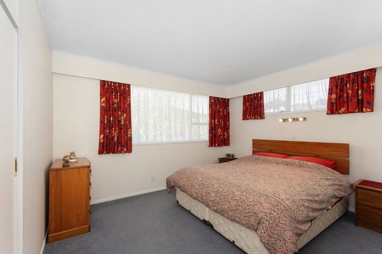 Photo of property in 1 Dunrobin Grove, Silverstream, Upper Hutt, 5019