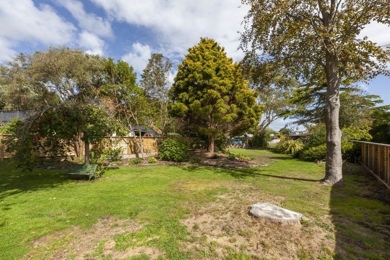 Photo of property in 8b Fiesta Grove, Raumati Beach, Paraparaumu, 5032