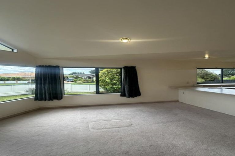 Photo of property in 17 Harbour View Road, Onerahi, Whangarei, 0110