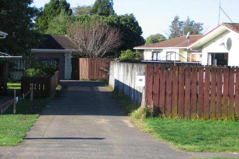 Photo of property in 11 Grove Road, Papakura, 2110