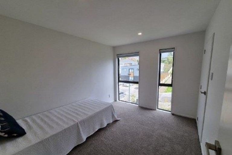 Photo of property in 53 Morihana Close, Glen Eden, Auckland, 0602