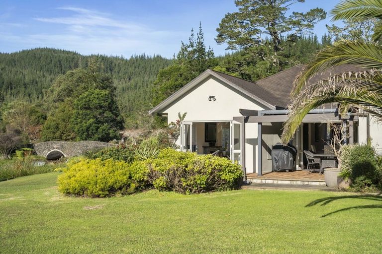 Photo of property in 18 Saint Andrews Drive, Pauanui, Hikuai, 3579