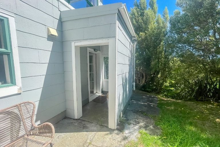 Photo of property in 82 Pembroke Road, Northland, Wellington, 6012