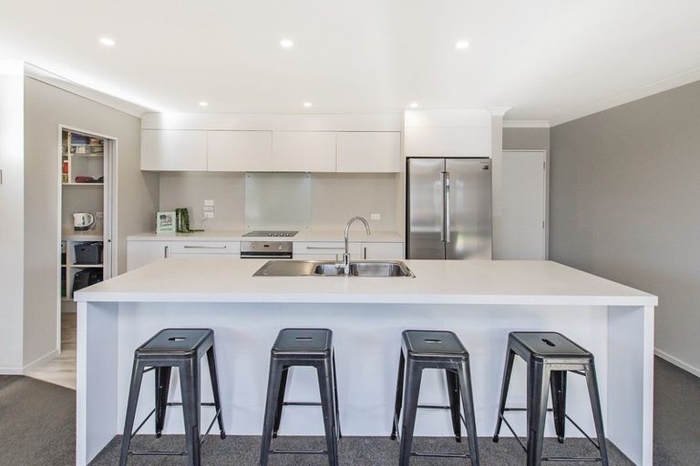 Photo of property in 31 Navy Loop, Rolleston, 7614