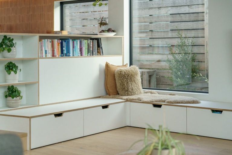 Photo of property in 17 Doug Ledgerwood Drive, Wanaka, 9305