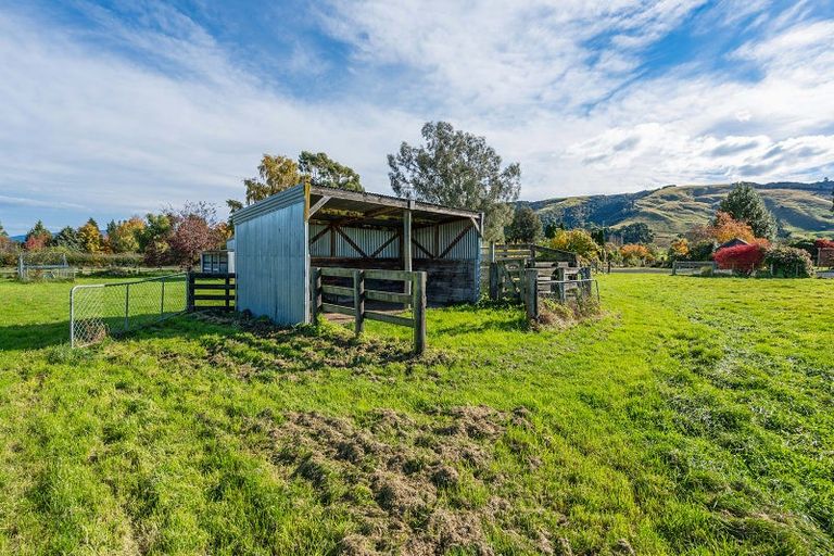Photo of property in 83 Tirohanga Road, North Taieri, Mosgiel, 9092
