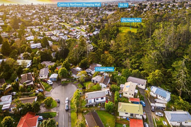 Photo of property in 5 Lowell Place, Massey, Auckland, 0614