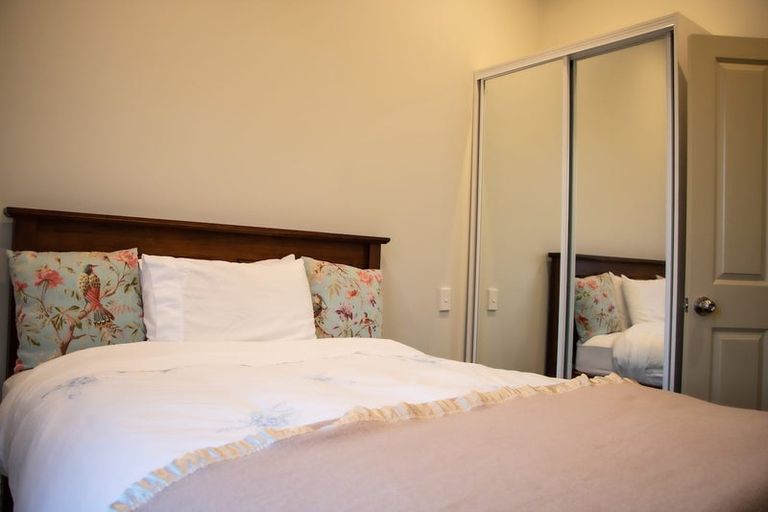 Photo of property in 5 Youngs Lane, Te Aro, Wellington, 6011