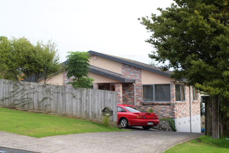 Photo of property in 2/99 Evelyn Road, Cockle Bay, Auckland, 2014