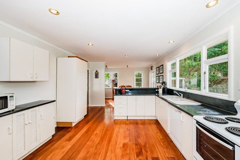 Photo of property in 9 Tennis Court Road, Raumati South, Paraparaumu, 5032