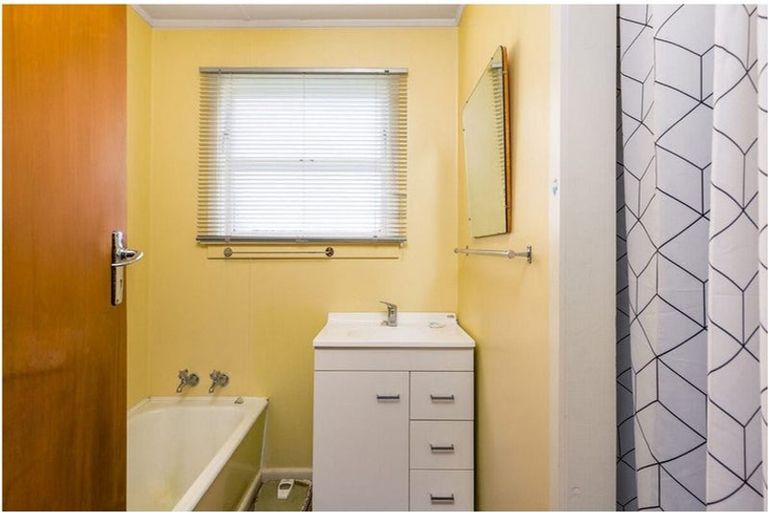 Photo of property in 36 Opie Street, Waimate, 7924
