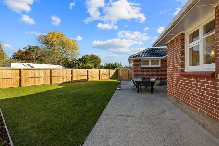 Photo of property in 37 Balrudry Street, Avonhead, Christchurch, 8042
