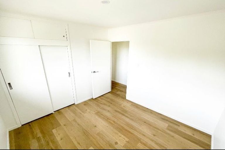 Photo of property in 17 Lemnos Place, Titirangi, Auckland, 0604