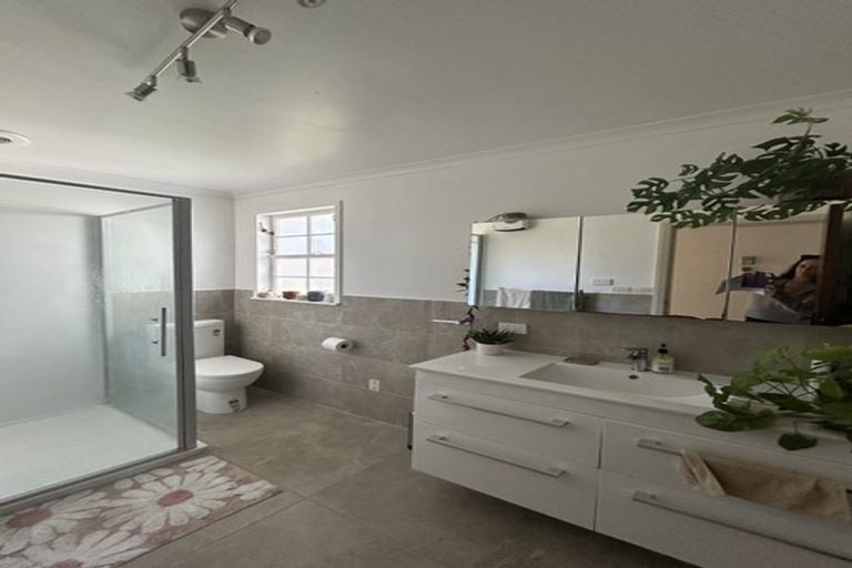 Photo of property in 1 Dallas Court, Miramar, Wellington, 6022