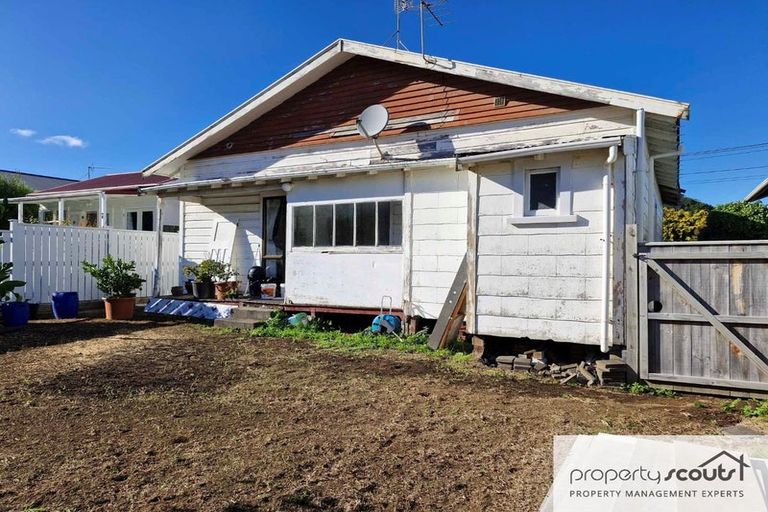 Photo of property in 61 Lemon Street, New Plymouth, 4310