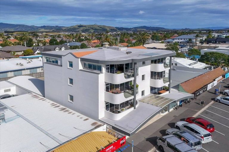 Photo of property in 5/1086 Papamoa Beach Road, Papamoa Beach, Papamoa, 3118