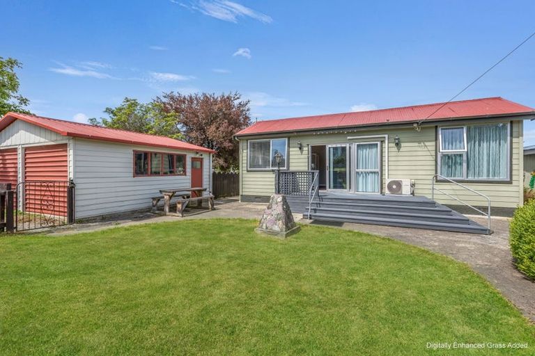 Photo of property in 10 Farm Street, Lumsden, 9730