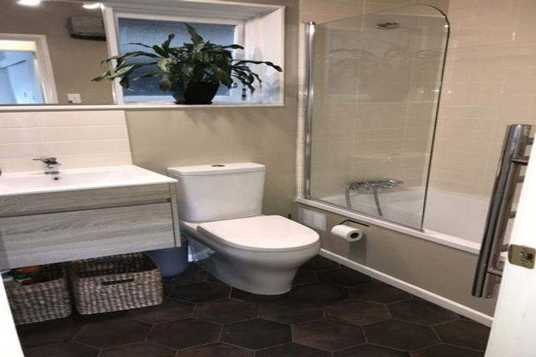 Photo of property in 3/116 Mairangi Road, Wilton, Wellington, 6012