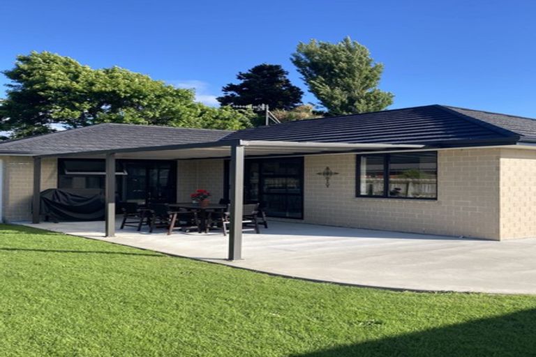 Photo of property in 1 Gladys Place, Levin, 5510