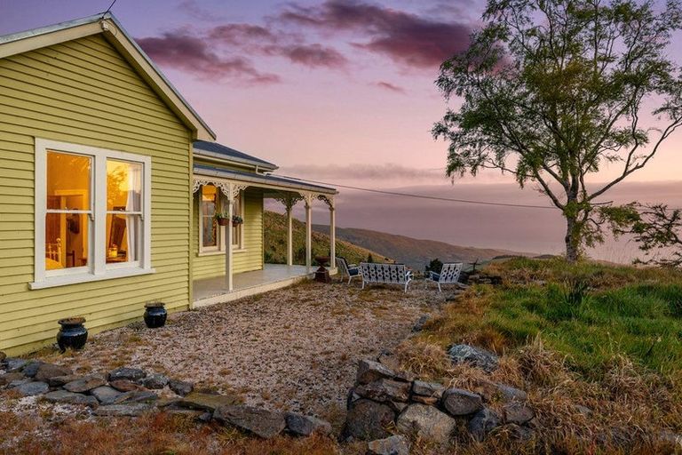 Photo of property in 3 Robin Hood Bay Road, Peraki, Little River, 7591