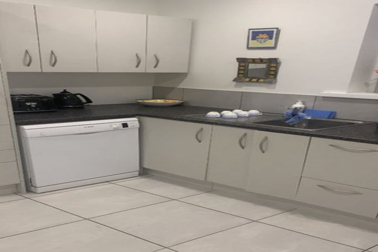 Photo of property in 28u1 Clifton Terrace, Kelburn, Wellington, 6012
