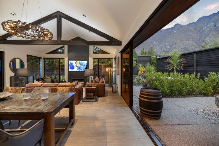 Photo of property in 7 Reading Court, Jacks Point, Queenstown, 9371