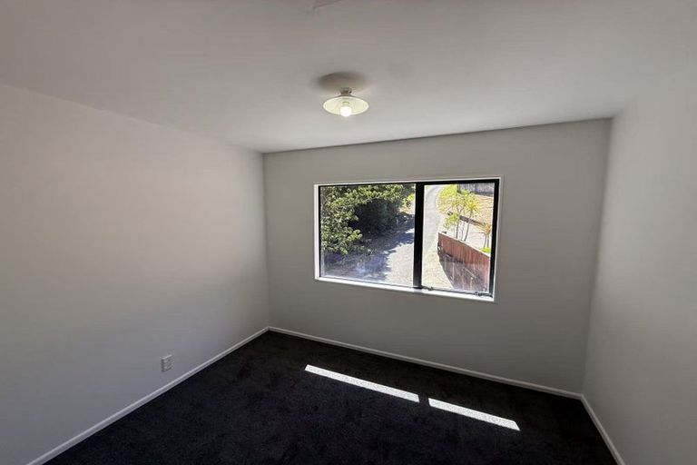 Photo of property in 29 Stephanie Close, Glenfield, Auckland, 0629