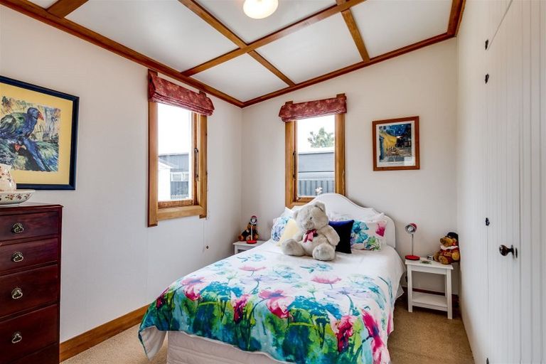 Photo of property in 130 Gloucester Street, Taradale, Napier, 4112