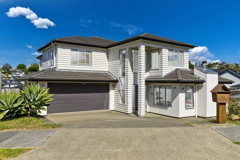 Photo of property in 15 Hornbill Drive, Fairview Heights, Auckland, 0632