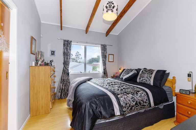 Photo of property in 1/21 Captain Scott Road, Glen Eden, Auckland, 0602
