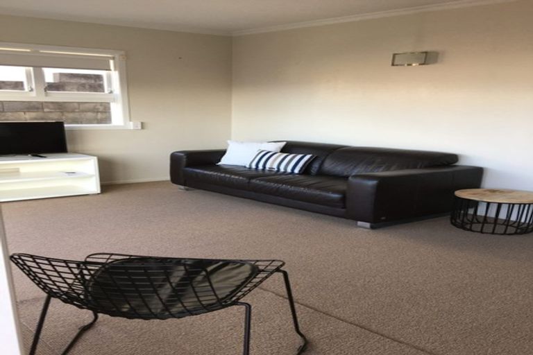 Photo of property in 23a/3 Hamblyn Street, Strandon, New Plymouth, 4312